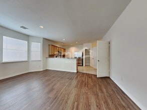 10126 Sand Tracks Ct in Houston, TX - Foto de edificio - Building Photo