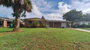 property at 605 Key Largo Dr S