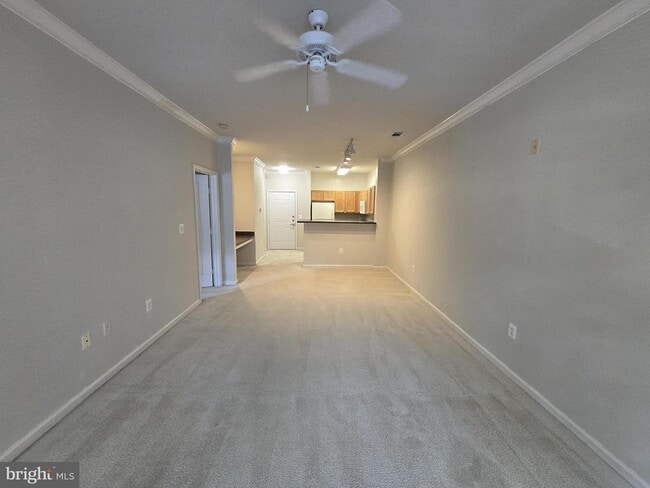 12000 Market St in Reston, VA - Building Photo - Building Photo