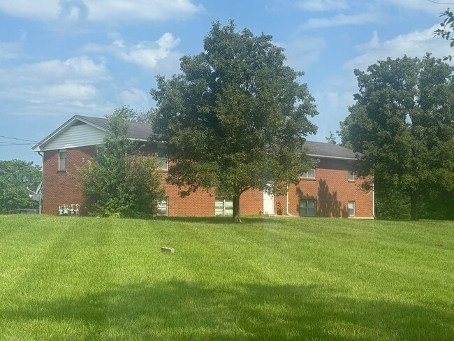 5001 N Creasy Springs Rd in Columbia, MO - Building Photo - Building Photo