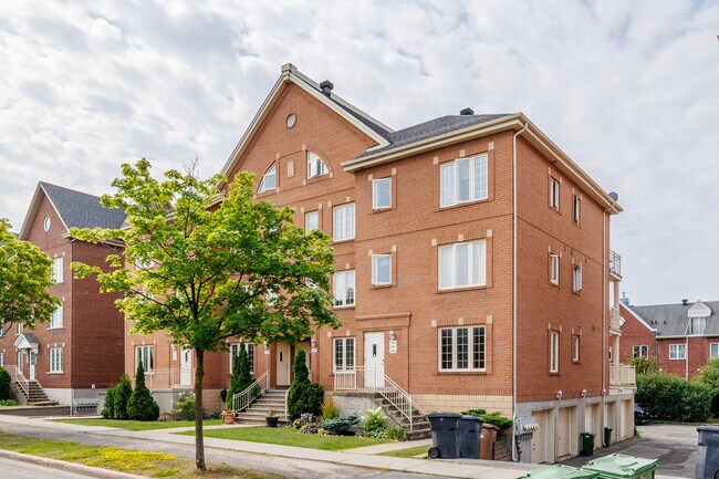 1688 Alexis-Nihon Boul in St. Laurent, QC - Building Photo - Building Photo