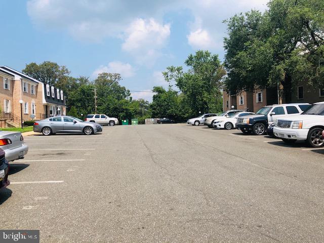 7161 Cross St-Unit -T-3 in District Heights, MD - Building Photo