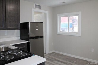 26 Wabash St in Milan, MI - Building Photo - Building Photo