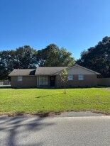 855 Whatley St in Sumter, SC - Building Photo