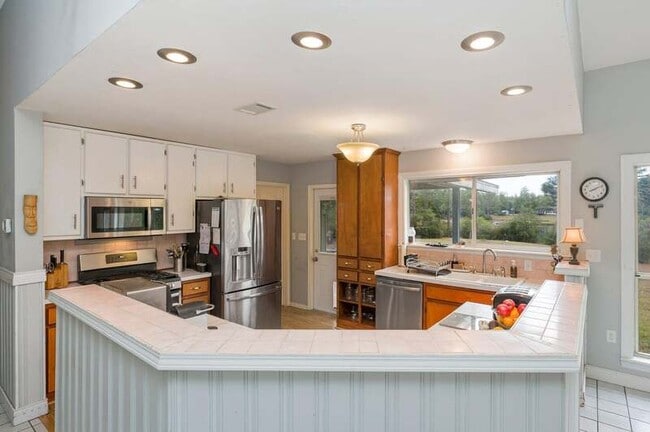 property at 4068 Pinederosa Trail