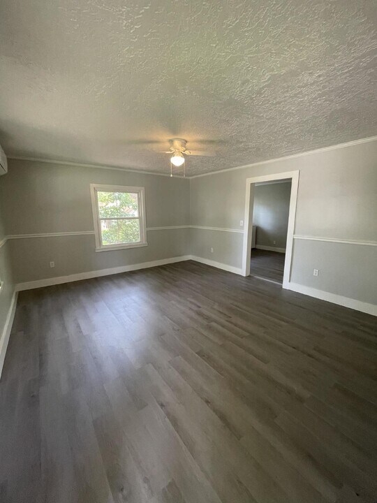 112 Elm St in Martin, TN - Building Photo