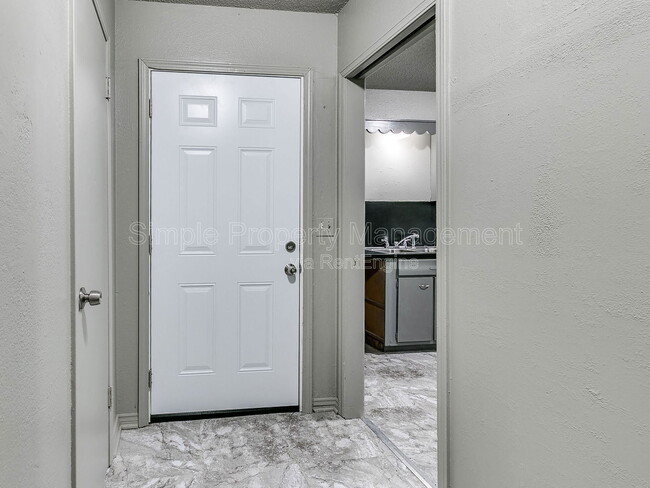 249 NW 82nd St in Oklahoma City, OK - Building Photo - Building Photo