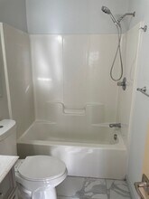 2946 Forest Park Dr in Randleman, NC - Building Photo - Building Photo