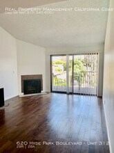 620 W Hyde Park Blvd-Unit -Unit 312 in Inglewood, CA - Building Photo - Building Photo