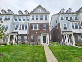 1734 Blenker Dr in Carmel, IN - Building Photo