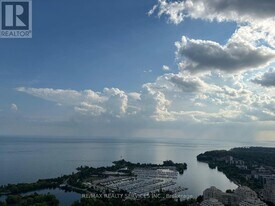 30 Shore Breeze Dr in Toronto, ON - Building Photo