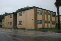 1101 E 140th Ave in Tampa, FL - Building Photo - Building Photo