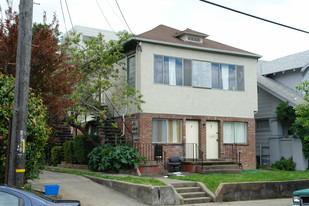 1648 Russell St in Berkeley, CA - Building Photo