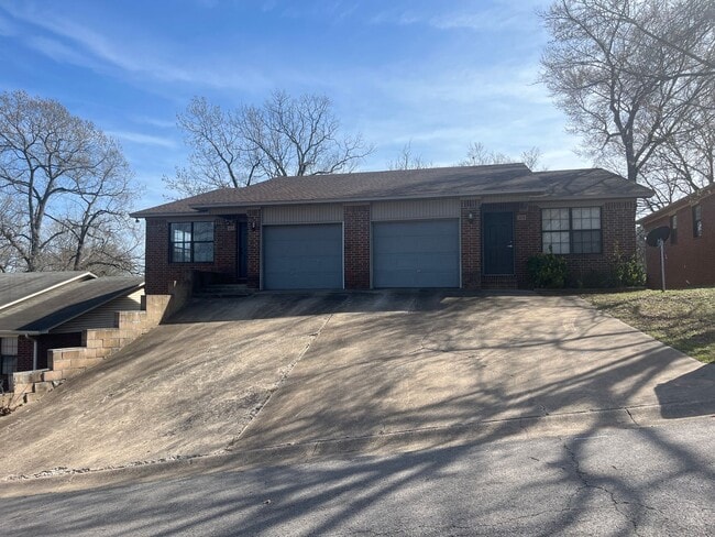 property at 317 W 16th Ct