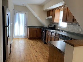 3755 N Christiana Ave, Unit 2 in Chicago, IL - Building Photo - Building Photo