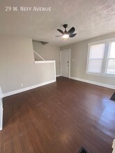 29 W Neff Ave in Columbus, OH - Foto de edificio - Building Photo