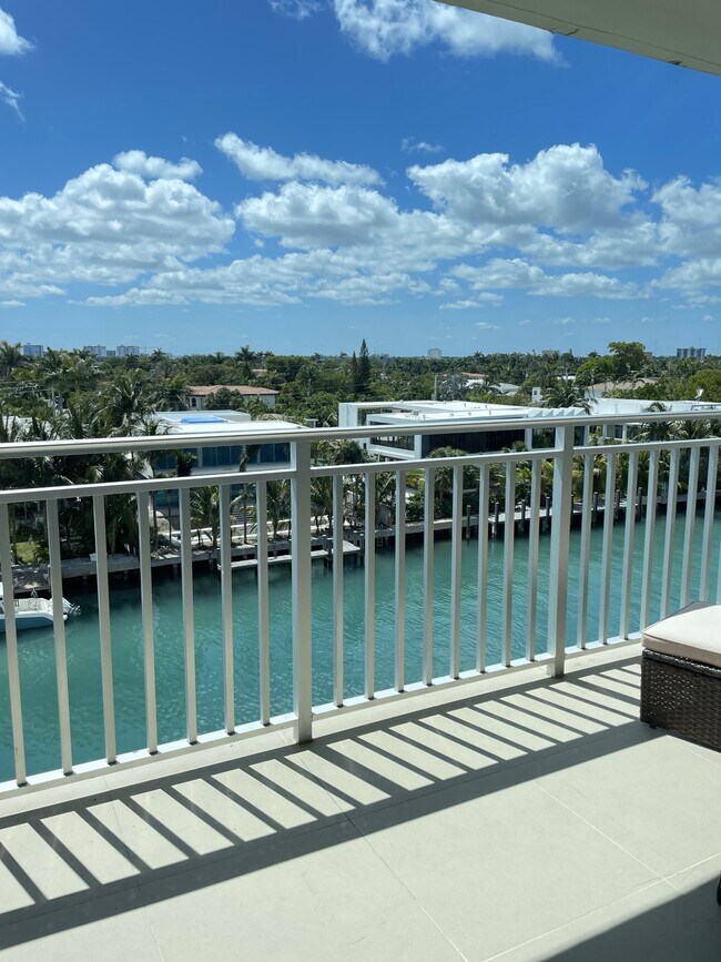 property at 9500 W Bay Harbor Dr