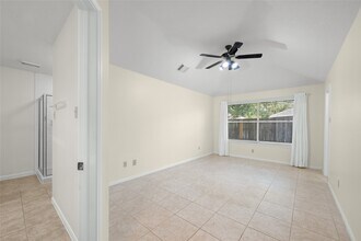 17402 Eastwood Cir in Houston, TX - Building Photo - Building Photo