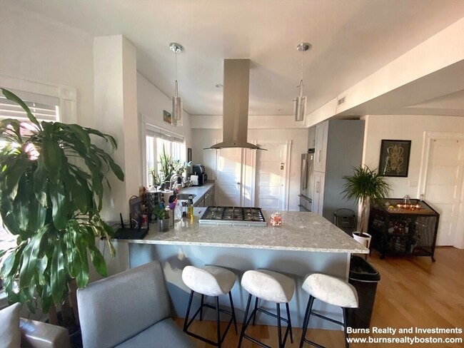 8 Cherry St, Unit 2