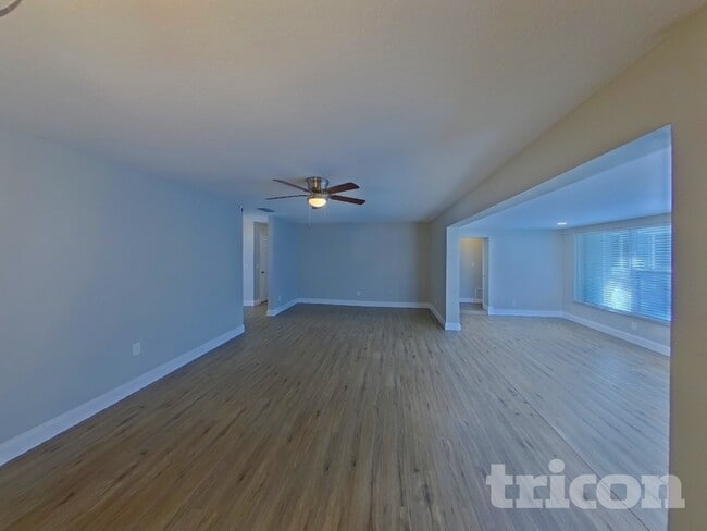 1641 Patlin Cir N in Largo, FL - Building Photo - Building Photo