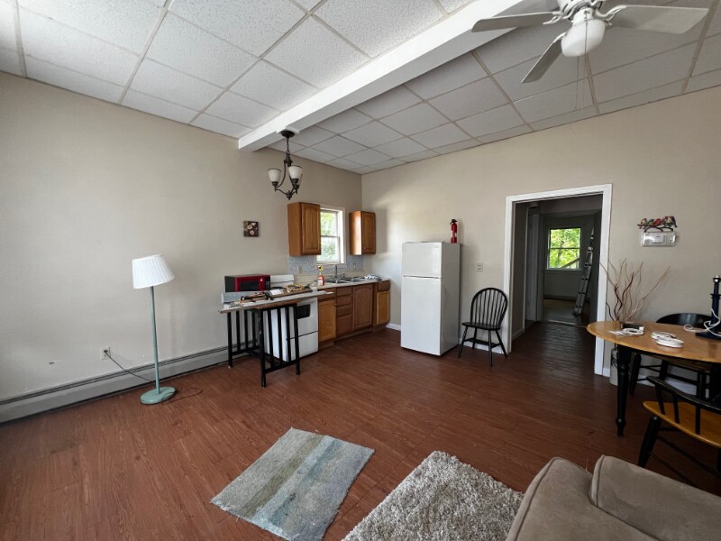 306 Marble St in West Rutland, VT - Building Photo