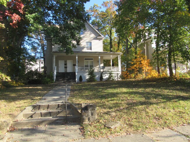 4014 Maine Ave, Unit #1 in Baltimore, MD - Foto de edificio - Building Photo