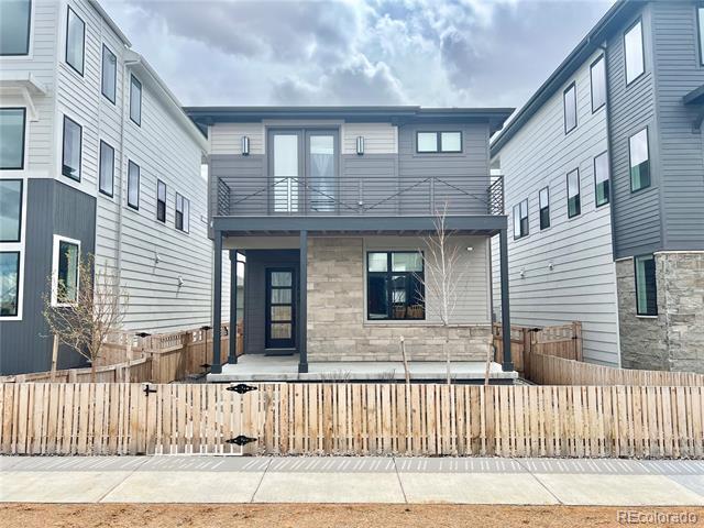property at 6064 N Perth St