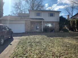 6983 Nocturne Rd N in Reynoldsburg, OH - Building Photo