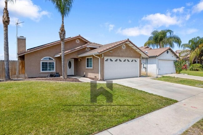 2651 Elsinore St in Tulare, CA - Building Photo - Building Photo