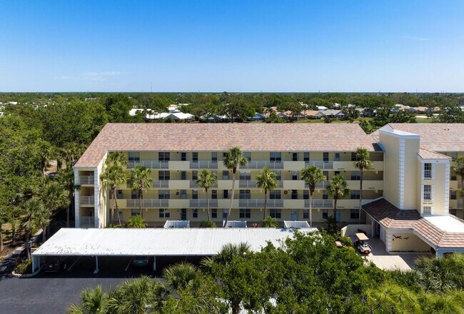 1015 Wexford Blvd in Venice, FL - Building Photo - Building Photo