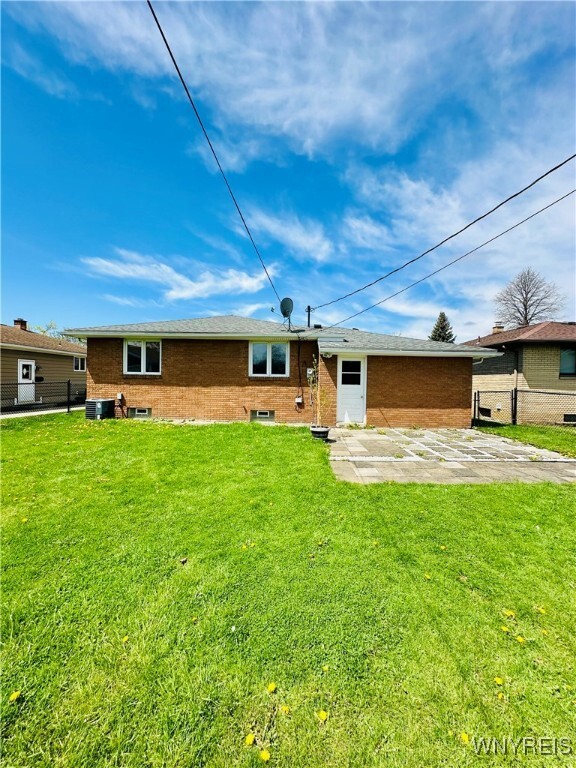 property at 91 Ceil Dr