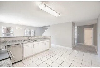 10220 Teal Rd SW in Albuquerque, NM - Building Photo - Building Photo