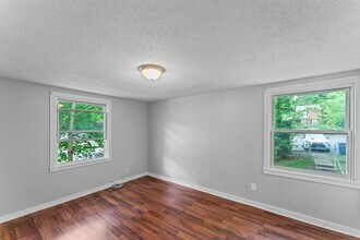 55 Rock Creek Rd, Unit 53 Rock Creek in New Haven, CT - Building Photo - Building Photo