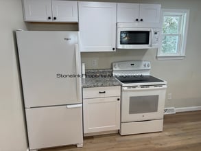 898 Willett Ave in East Providence, RI - Building Photo - Building Photo