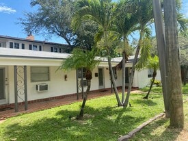 1301 NE 6th St, Unit 2