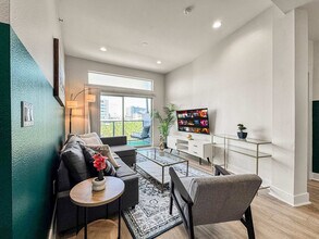 2901 Indiana St in Dallas, TX - Building Photo - Building Photo