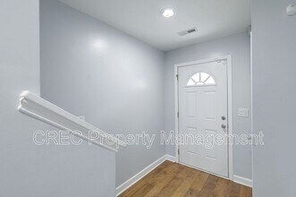 2882 Mackenzie Ct in Mount Pleasant, SC - Building Photo - Building Photo