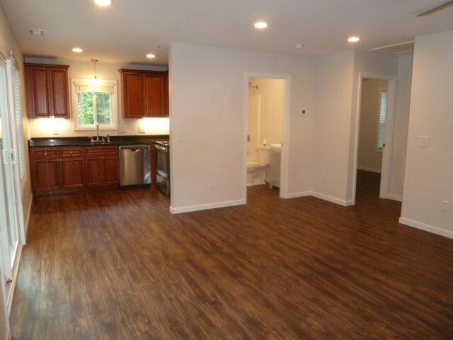 1204 Roosevelt Dr in Chapel Hill, NC - Building Photo - Building Photo