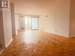 75-1775 Bamburgh Cir in Toronto, ON - Building Photo - Building Photo