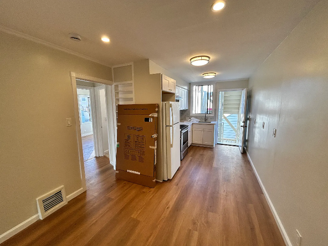 153 Sickles Ave in San Francisco, CA - Building Photo - Building Photo