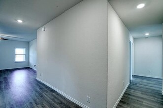 636 Bunker Hill Rd in Fate, TX - Foto de edificio - Building Photo