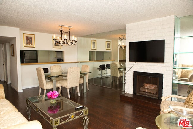 property at 10966 Rochester Ave