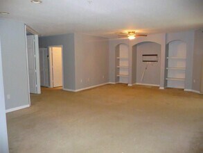 5045 Fairways Cir in Vero Beach, FL - Building Photo - Building Photo