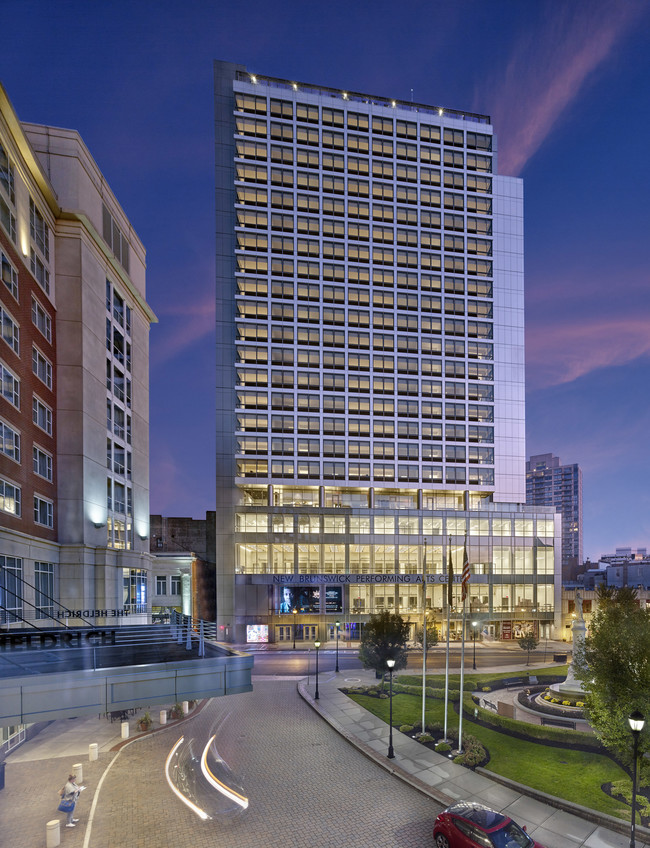 Premiere Residences in New Brunswick, NJ - Foto de edificio - Building Photo