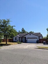 1853 Portal Common Way in Ferndale, WA - Building Photo - Building Photo