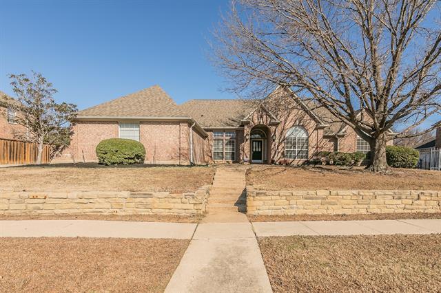 1210 Normandy Dr in Southlake, TX - Building Photo