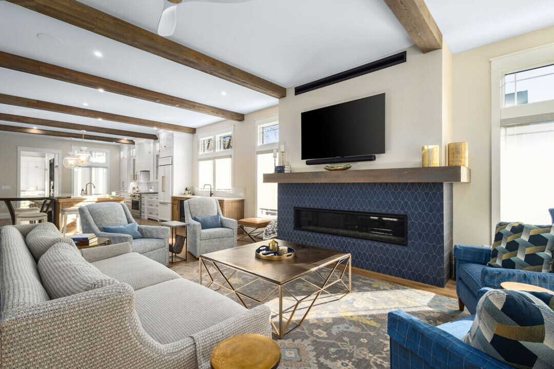 1112 N St Peter St in South Bend, IN - Building Photo