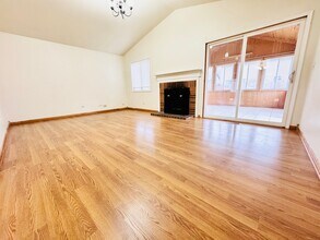 1285 Haverhill Cir in Naperville, IL - Building Photo - Building Photo