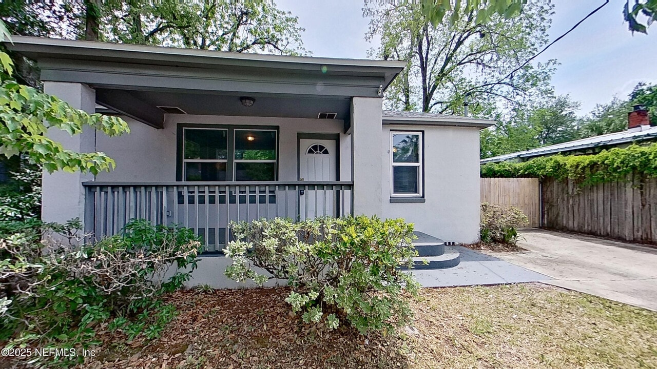 4654 Post St in Jacksonville, FL - Building Photo