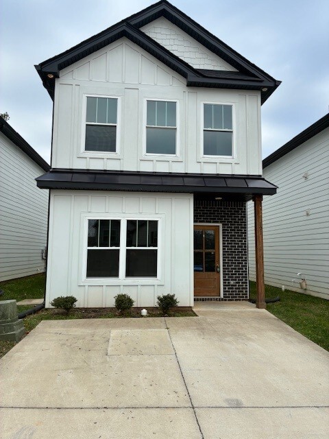 property at 191 Fairview Ln